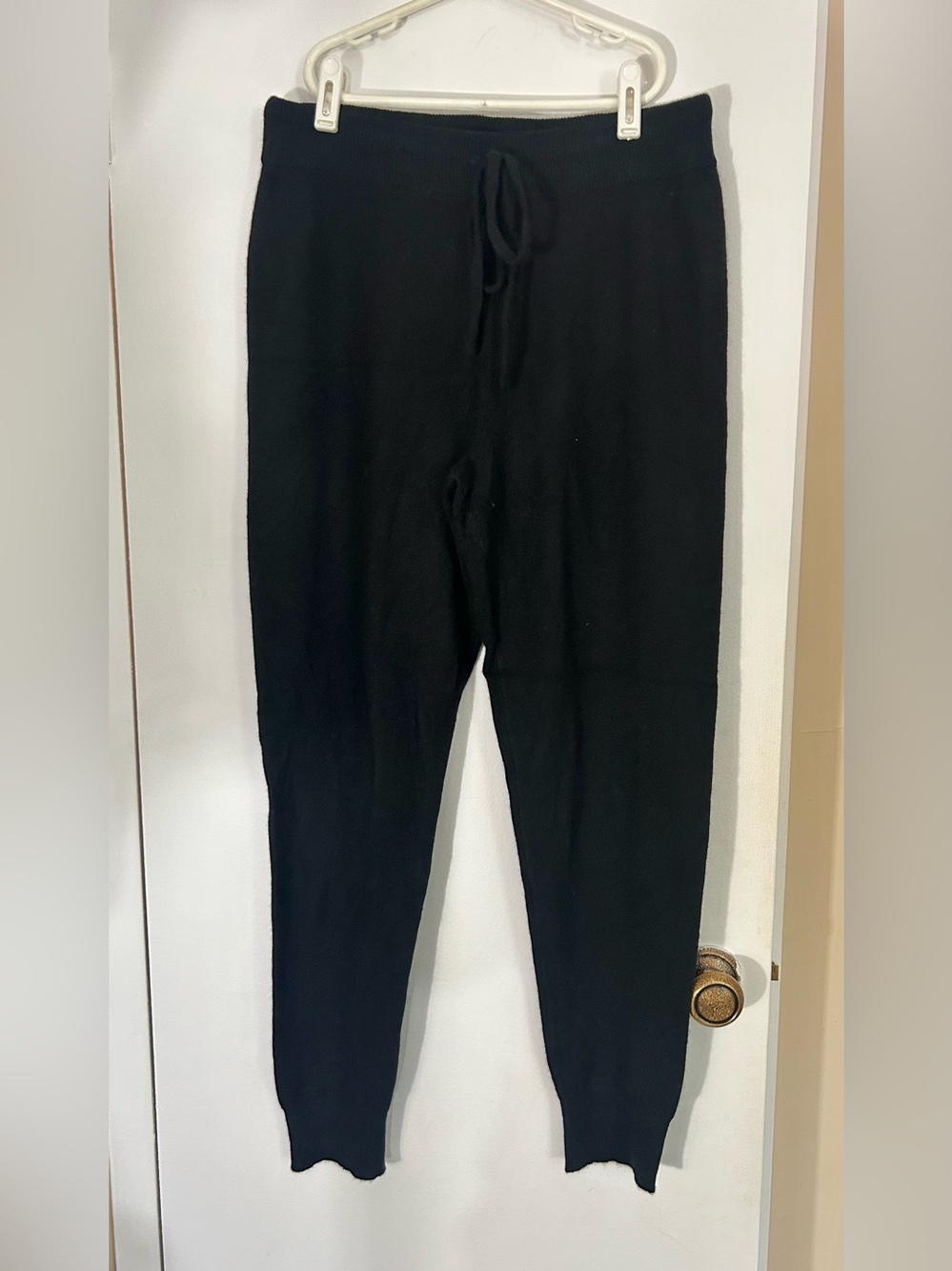 Cashmere Charter Club Luxury Black Joggers with Drawstring Women’s Petite Medium